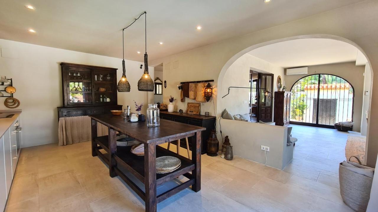 Serenity Villa In Albir By Nras El Albir ภายนอก รูปภาพ